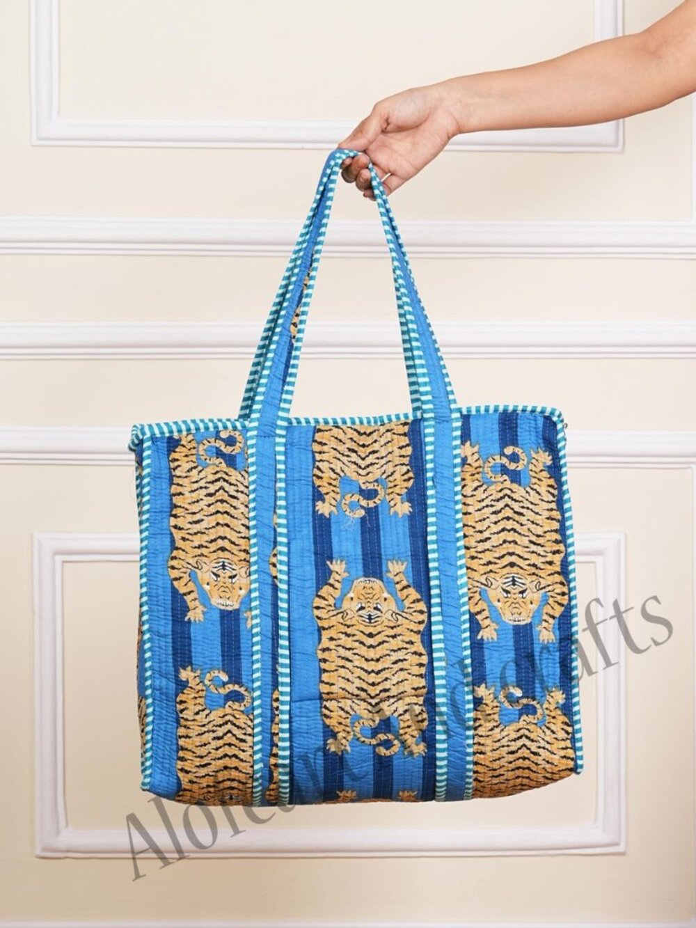 Women's Lightweight Quilted Cotton Tiger Printed Reversible Large Tote Bag